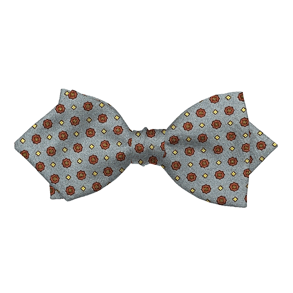 [BT-P-60-E-60-6840] Schleife aus Seide, Form: spitz, Höhe: 60, Stoff: rote Blümchen auf himmelblau (6840) (EASY: vorgebunden mit verstellbarer Größe)